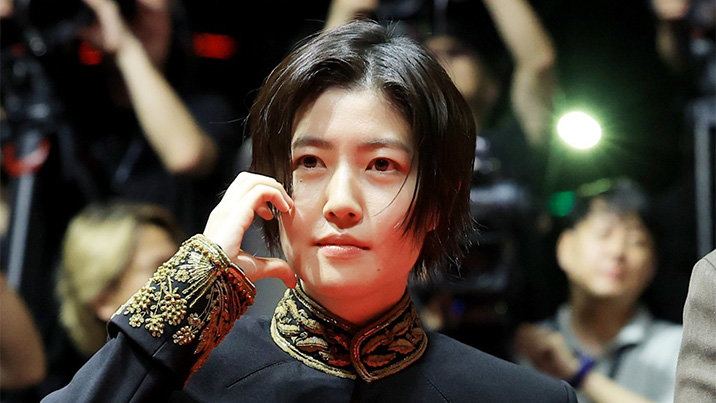 심은경 “부국제 ‘왕자님 룩’ 팬서비스? 신예은에게 오히려 감사”