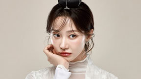 한그루, 쌍둥이 엄마 맞아?…한복 여신 비주얼