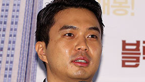 정준, ‘소년범’ 조진웅 옹호 “죗값 이미 치러…은퇴 지금은 아냐”