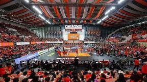 부산행 OK 관중 완충…한전은 관중 누전도 OK? [발리볼 비키니]