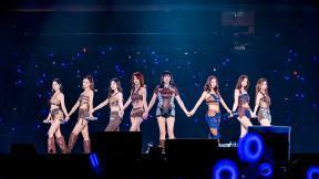 트와이스, 홍콩 카이탁 스타디움 공연 성황…9만 관객 열광