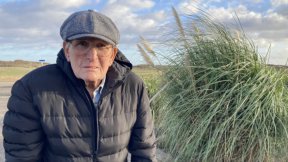 나뭇잎 뱉었을 뿐인데, 벌금 50만원?…무슨 일 있었길래