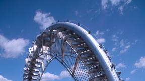 40m 높이서 멈춰선 롤러코스터…“공포의 1시간”