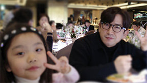 이민우, 6살 딸과 맞은 첫 크리스마스…“딸의 미소 얻어”