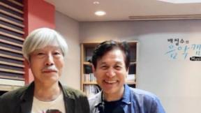 배철수, 故안성기 추모 “만나면 늘 환하게 웃어 주시던 형님”