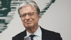 국립심포니 음악감독 선임된 아바도 “음악이 호흡하게 해야”