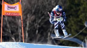 무릎에 티타늄 인공관절 끼고 날아다니는 ‘스키 여제’ 린지 본