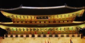 “우리 정체성 표현” vs “원형 보존해야”… 광화문 또 ‘한글현판 논쟁’