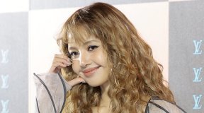 블랙핑크 리사, 로코 주연 맡는다…넷플릭스 새 영화 출연