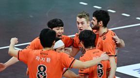 OK저축, 삼성화재 잡고 4위 도약…페퍼, 구단 시즌 최다승 타이