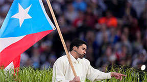 스페인어 슈퍼볼 무대… “다채롭다” “끔찍하다” 둘로 쪼개진 USA