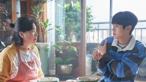 엄마의 집밥과 함께… 설연휴 가족힐링 무비 ‘넘버원’