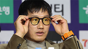 이정효 감독 “못하면 죽어야지…가장 큰 라이벌은 팬들의 기대”