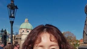 ‘음주 물의’ 김지수, 프라하서 여행사 차렸다…“삶 확장하는 경험”