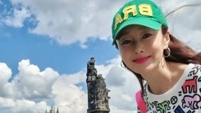 ‘음주 물의’ 김지수, 프라하서 여행사 차렸다…“삶 확장하는 경험”
