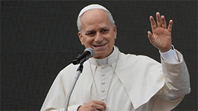 교황 “폭탄 굉음 멈추고 무기는 침묵해야”