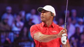 ‘골프 황제’ 우즈, 허리 수술 후 684일만에 복귀전서 티샷 290m 날려
