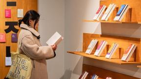 문학 비평, 난해함 벗고 독서 길잡이로 변신