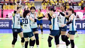 ‘쿠바 특급’ 실바 40점 맹폭…GS칼텍스, 현대건설 3-1로 꺾어