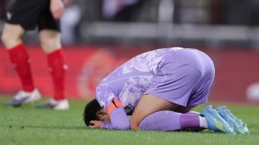 2경기서 5골 내준 韓스리백… 잉글랜드까지 묶은 日스리백