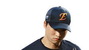 헤드샷 퇴장-부상… 엄상백을 어쩌나