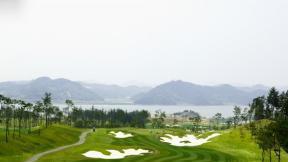 “골프 인기 예전만 못 하네”…레저 회복세 속 ‘나홀로 하락’