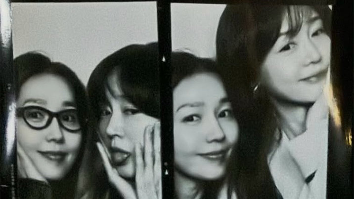 성유리·이진, 핑클 비주얼 조합…얼굴 맞대고 훈훈