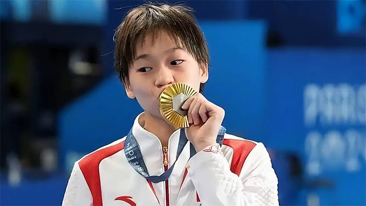 “살쪘다고 악플 세례”…19세 中 다이빙 스타의 눈물