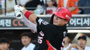 ‘8회 5득점’ KIA, 이틀 연속 한화 1점 차 제압…3연승 신바람