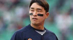 이적하자마자 시즌 첫 안타를 홈런으로…‘허슬두’ 손아섭, 안타시계 다시 돌아간다