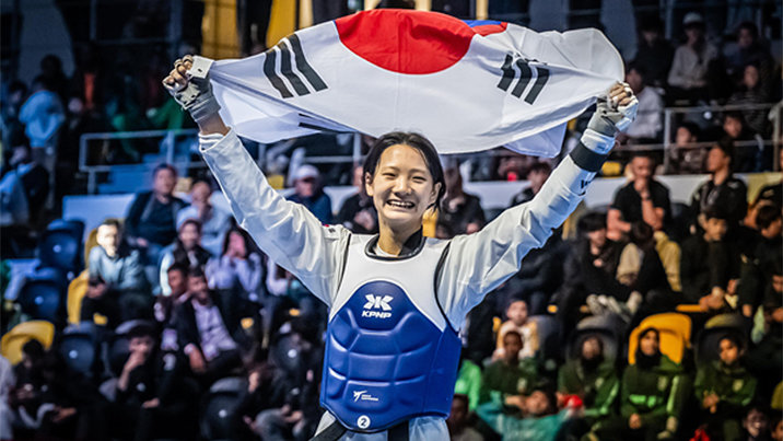 태권도 유망주 이시우, 세계청소년선수권 여자 49㎏급 우승