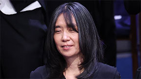 한강 ‘채식주의자’, 한국인이 10년간 가장 사랑한 책