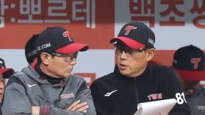 첫 완봉 간절했는데…웰스 교체한 LG 염경엽 감독 “시즌 길다”