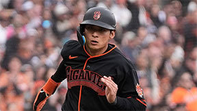 장타 폭발 ‘바람의 손자’ 이정후, 어제는 홈런 오늘은 연타석 2루타