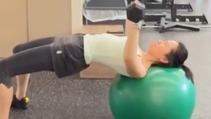 손예진 이렇게 운동한다고? “떨어지면 죽는다”