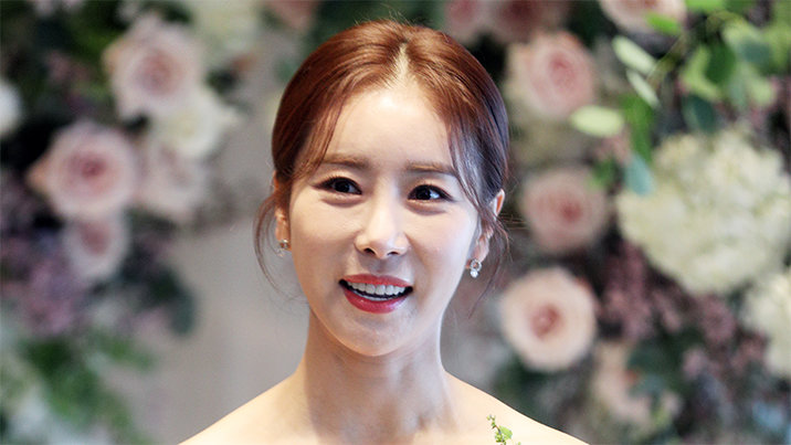 47세 한다감, 결혼 6년 만에 엄마 된다…“연예계 최고령 산모”