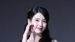 아이유, 어린이날 맞아 1억 기부… 최강창민도 아동의료비 5500만원
