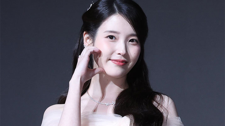 아이유 또 선행…이번엔 생일날 ‘아이유애나’ 이름으로 3억 원 기부