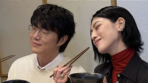 성시경, 17살 연하 日배우와 열애설 부인 “사랑스러운 분이지만…”