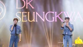 세븐틴 도겸·승관, ‘서재페’ 첫날 무대 장악…감성 보컬