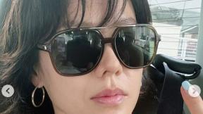 44세 손예진, 아들과 여행 중 셀카 공개…꾸밈없는 미모 눈길