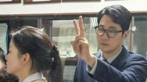 소지섭, 딸 뒤에서 몰래 브이…반전 아빠 면모