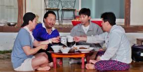 ‘산골총각 영웅’ 임영웅 만나러 온 곽범·넉살·로이킴 “시끄러운 쪽 애들”