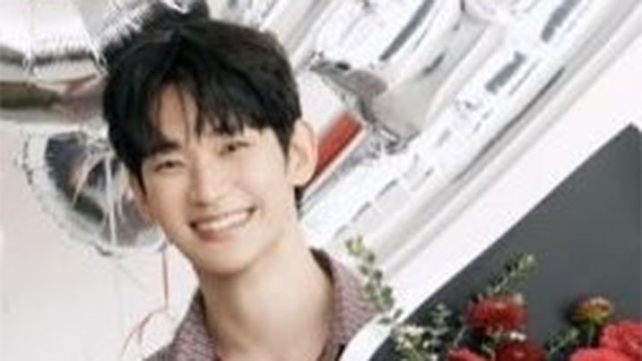누명 벗은 김수현, 1년4개월만에 CF로 활동 재개