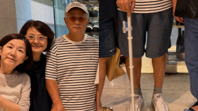 지팡이에 라이트 단 송승환…“시야에 안개 잔뜩 낀 듯”