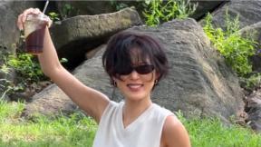 “군살이 하나도 없네”…40kg대 유지하는 화사의 식단·운동 비결