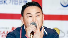 “한국 레슬링 죽지 않았다” 감독의 눈물