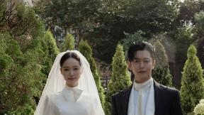 강균성, 결혼 한 달 앞두고 또 웨딩화보…이번엔 미카도 드레스