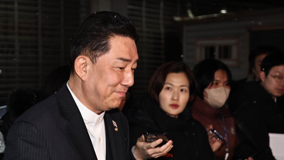 與 “김병기 제명한 윤리심판원 결정 존중…재심 신속히 결론 낼것”