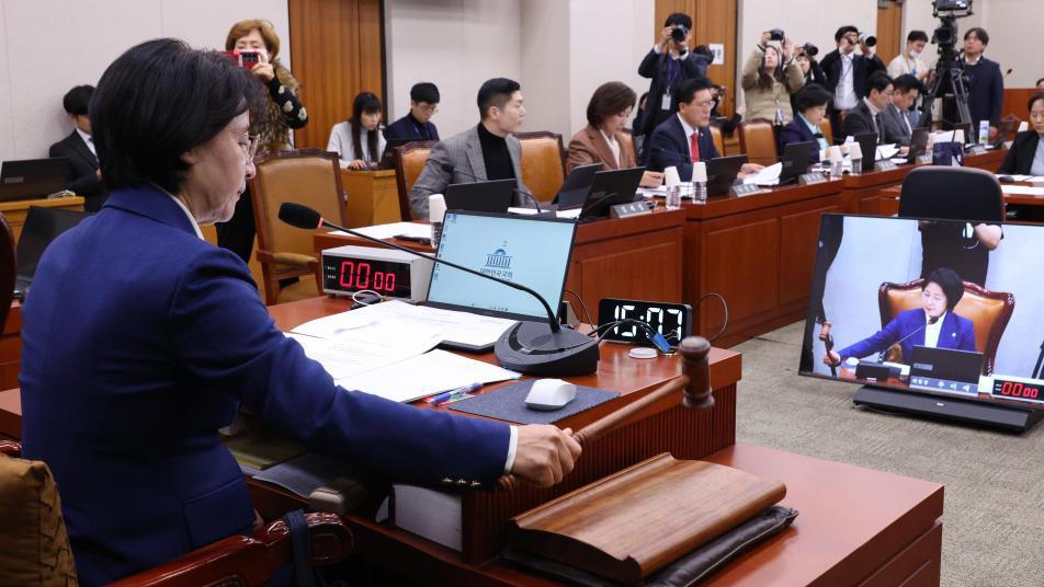 與, ‘2차 특검법’ 법사위 일방 처리… 野 “지방선거 겨냥 내란몰이”